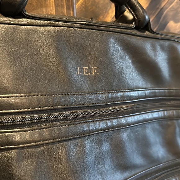 Scully Leather Garment Bag Black Bifold Carry On Shoulder beautiful leather - Picture 2 of 11